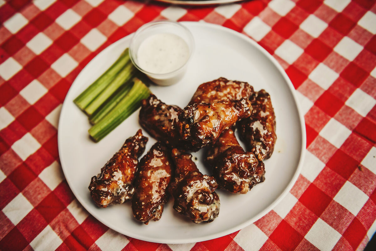 Jumbo Wings